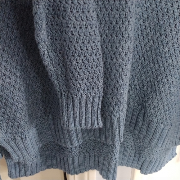 Universal Thread Blue V Neck Crochet Sweater M - Picture 11 of 13